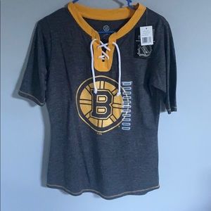 NEW Bruins Laced up tee